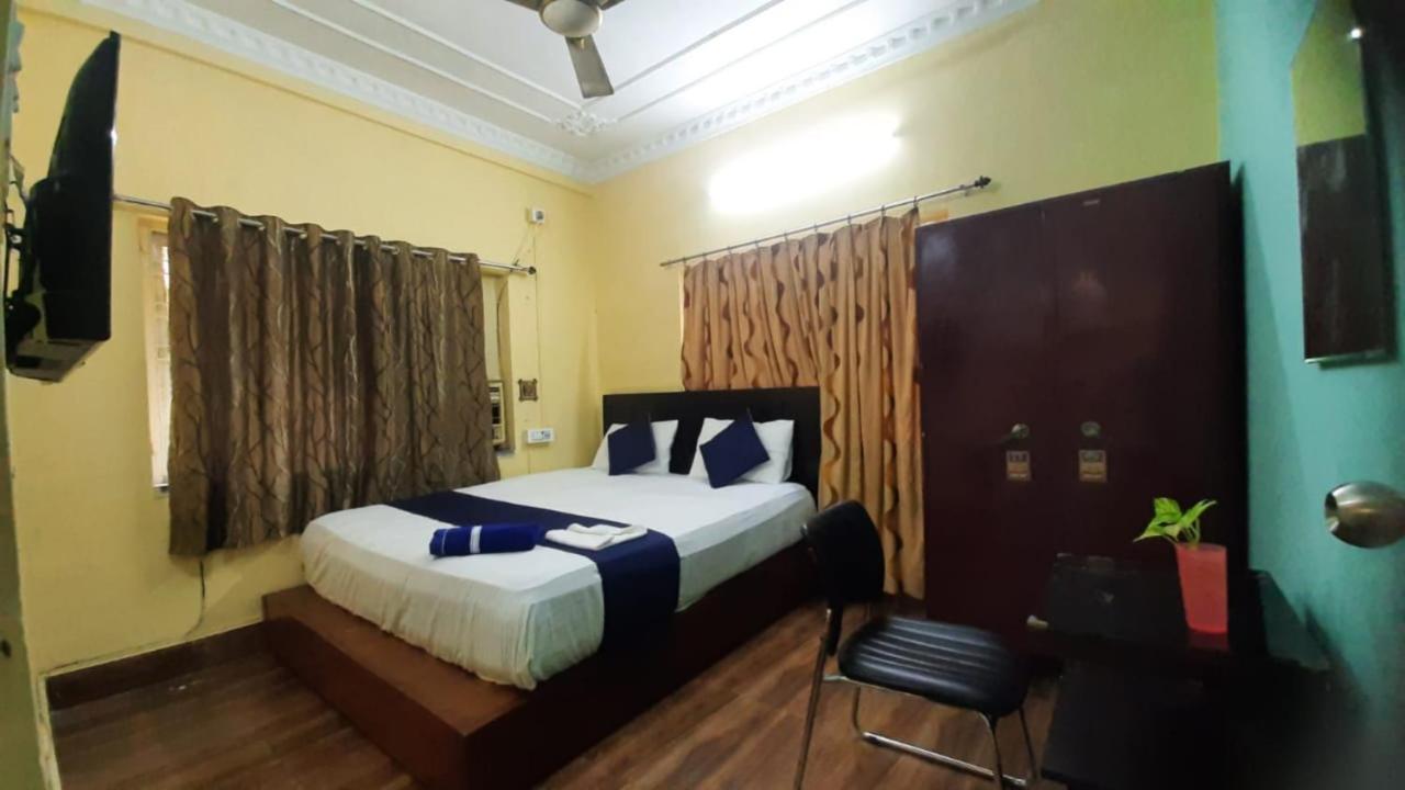 Hotel Salt Lake Palace Kolkata: Spacious AC Rooms Near Dum Dum Park Exterior photo