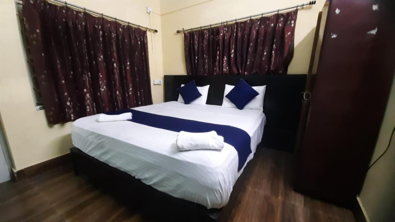 Hotel Salt Lake Palace Kolkata: Spacious AC Rooms Near Dum Dum Park Exterior photo