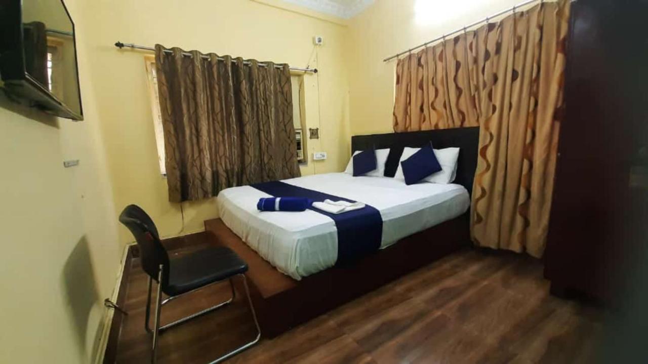 Hotel Salt Lake Palace Kolkata: Spacious AC Rooms Near Dum Dum Park Exterior photo