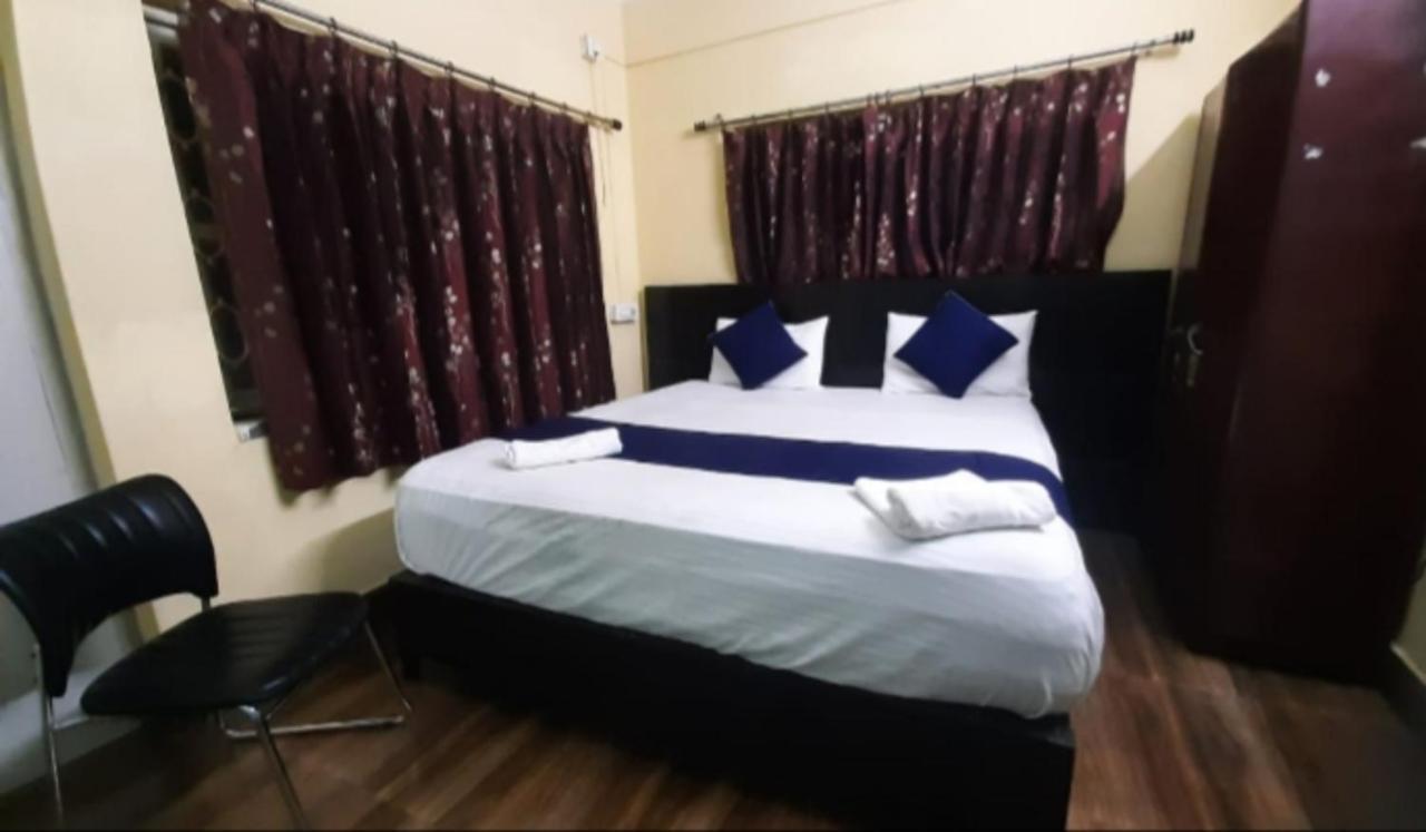 Hotel Salt Lake Palace Kolkata: Spacious AC Rooms Near Dum Dum Park Exterior photo